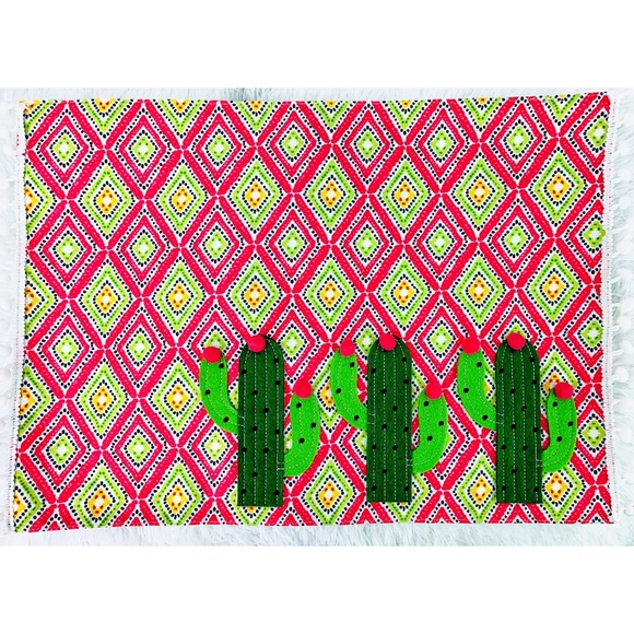 Set of 2 Pink & Green Cactus Placemats - Picture 2 of 4